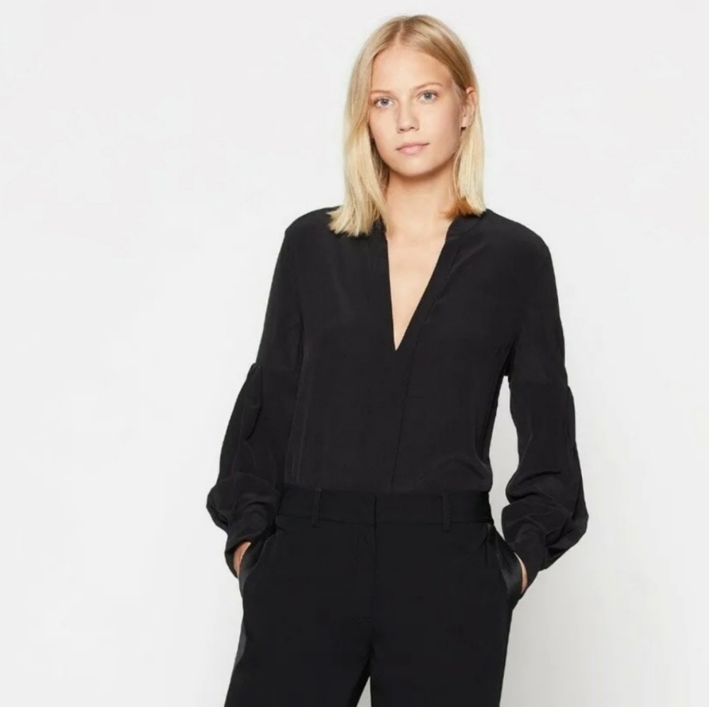 Equipment Femme | Estella Silk Pleated Sleeve Top